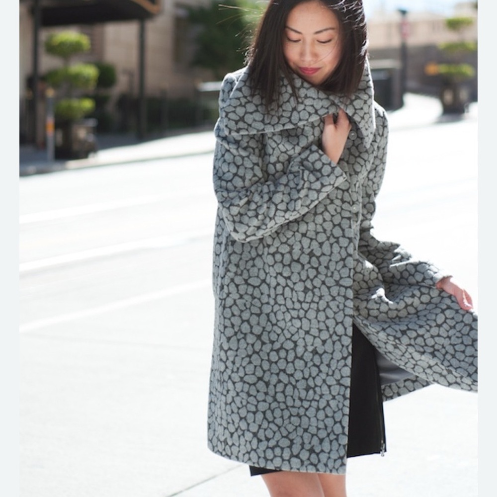 Ann Taylor Gray Black Animal Print Wool Pea Coat Funnel Collar Midi Length L